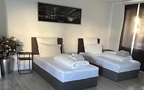 Neubau Schmidt KASSEL Für 4 Personen